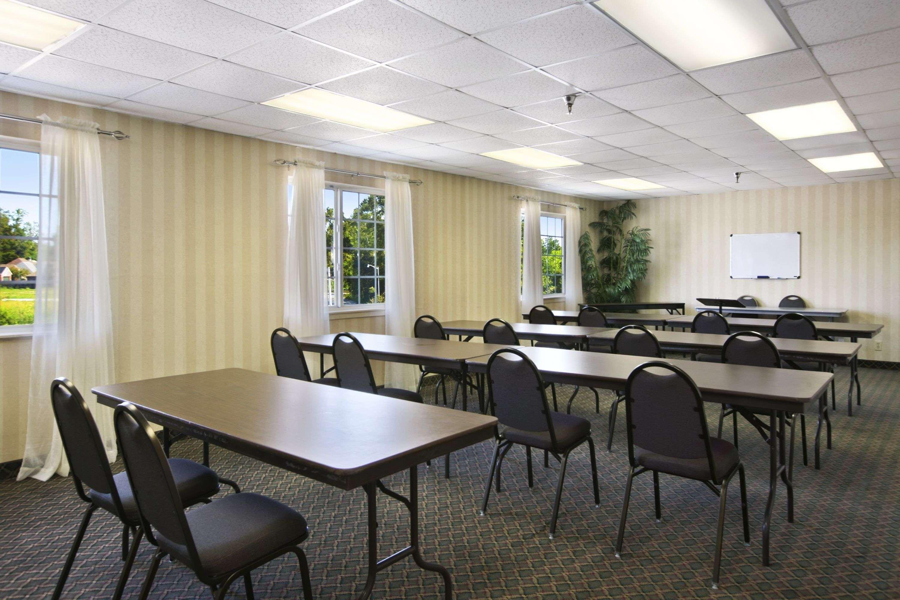 Microtel Inn & Suites Baton Rouge Facilidades foto